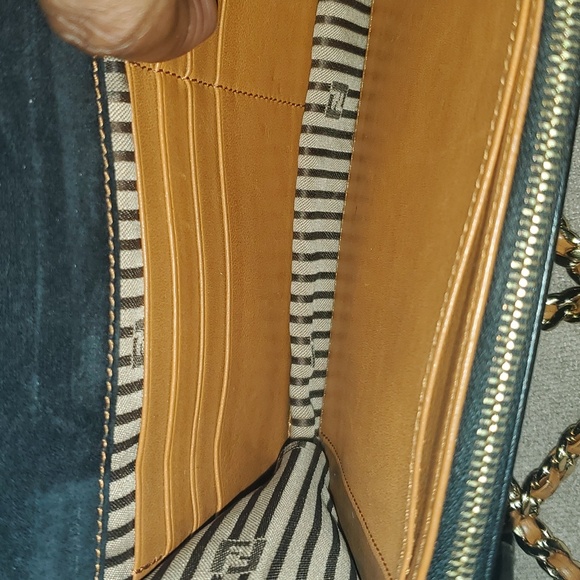 Fendi bag with original chain - Picture 3 of 6